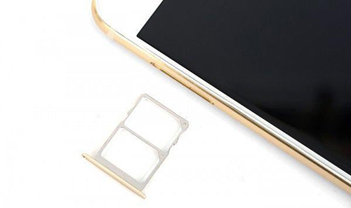 iPhone也要双卡双待？两项专利已提交审核