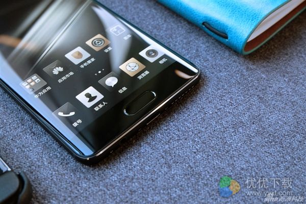华为万元神机!Mate 9保时捷版开箱:奢华