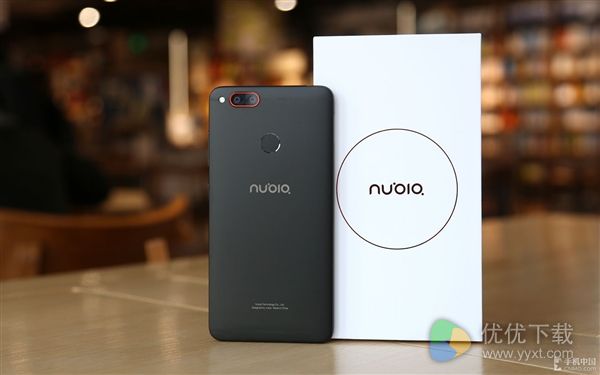 nubia Z17 mini真机图赏：妹纸实力抢镜